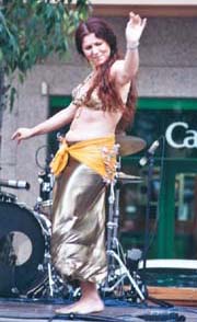 Sandra Calisto danza del vientre